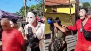 Carnaval de Brasil: policías disfrazados de superhéroes atrapan ladrones y narcos
