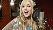 Miley Cyrus vuelve a Disney para celebrar los 20 años de Hannah Montana