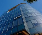 Uber invertirá US$100 millones en construir estaciones de carga rápida para robotaxis