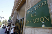 Reajuste a Mineduc también afectó a colegios subvencionados