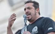Quién es Alejandro Crespo, el sindicalista al frente de la protesta por el cierre de Fate