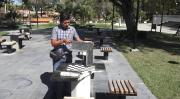 Inadaptados destruyen una segunda mesa de ajedrez en la Plaza La Floresta de Montero