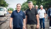 El gobernador Martín Llaryora y el intendente Daniel Passerini inauguraron obras de pavimento y cloacas en barrios de Córdoba