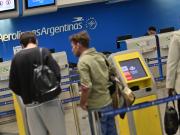 Aerolíneas Argentinas canceló 255 vuelos de este jueves por el paro de la CGT