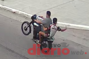 La Policía retuvo una motocicleta por hacer la wheelie frente a Jefatura