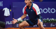 Tabilo avanza a cuartos en el ATP de Río y vuelve al Top 60 del ranking ATP