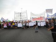 Trabajadores de Fate cortaron la Panamericana, en el ramal Tigre, y Gendarmería intenta liberar el tránsito