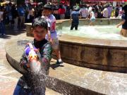 Carnaval Chapaco, a pura agua y alegría desbordada