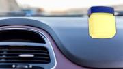 Cómo usar vaselina para limpiar el tablero del auto: un truco casero impresionante