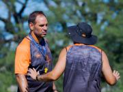 Galindo palpitó el duelo ante Selknam: Vamos a ver un equipo que quiere animarse a jugar