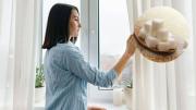 Lavar las cortinas de casa con azúcar: por qué hacerlo y cuáles son los beneficios