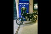 Recuperan moto abandonada en barrio Bosco II con pedido de secuestro vigente