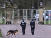 Caso Andrés: la policía peina cada rincón de su antigua mansión tras el operativo supersecreto para detenerlo