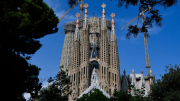 La Sagrada Familia alcanzó los 172,5 metros y se convirtió en la iglesia más alta del planeta