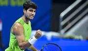 Alcaraz resiste ante Rublev y se instala en la final de Doha