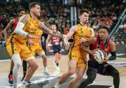 El Baskonia ruge en Valencia: Trent Forrest guía el pase a semifinales frente a un Tenerife diezmado