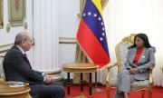 Presidenta (E) Delcy Rodríguez recibe en Miraflores al Canciller de Jordania, Ayman Hussein Al-Safadi