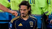De llegar como refuerzo estelar a ser silbado: Edinson Cavani, en el ojo de la tormenta en Boca