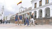 Robos golpean al turismo en Quito: miedo y rutas recortadas en el Centro Histórico