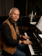 Compositor venezolano Jhon Semeco nominado a los premios Acamus