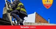 Operativo de Bomberos por un nido de avispas en una vivienda de Río Gallegos