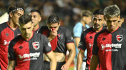 “Ganen o balas”: el clima de guerra en Newell‘s con bombas molotov y amenazas’