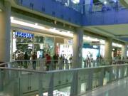 Muere joven tras caer al vacío desde un reconocido centro comercial en Caracas