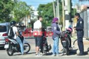 Paseaban por la Aguirre en una moto robada y terminaron detenidos