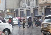 Lluvia en Guayaquil: varios sectores de la ciudad soportan fuerte aguacero