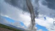 Alerta meteorológica en Catamarca por un tornado en Aconquija: los videos registrados por vecinos del lugar
