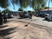 Triple choque, vuelco y dos heridos en una esquina de Maipú