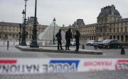 El robo se llevó puesta a la directora del Louvre