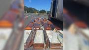 Encuentran ataúdes con marihuana en camión fiscalizado en Carretera Austral