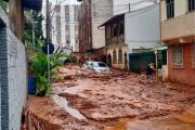 Video: lluvias, inundaciones y deslizamientos en Brasil dejaron 30 muertos y decenas de desaparecidos