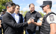 Kicillof visitó tierras libertarias y criticó a Milei: “Se desentiende de todas sus responsabilidades”