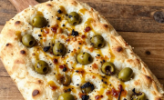 Focaccia casera: la receta viral fácil con harina leudante