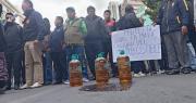 Choferes de La Paz llegan a un acuerdo con el Gobierno para iniciar resarcimiento por gasolina ‘desestabilizada’