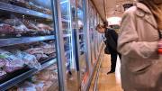 Consumo masivo con señales mixtas en 2025: ventas en supermercados repuntaron 2%, pero en mayoristas bajaron 6,8%