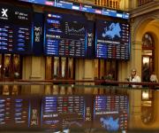 El Ibex marca un nuevo máximo por encima de 18.400 apoyado en Banco Santander