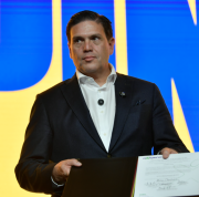 Transformadora: La Mejor Propuesta en la Consulta del 8 de Marzo es el Estado Inteligente de Pinzón