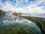 La única ciudad del mundo donde sale humo de las alcantarillas: el increíble motivo