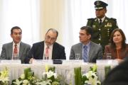 Gobierno y CAF firman convenios y anuncian financiamiento para infraestructura, educación y Mipymes