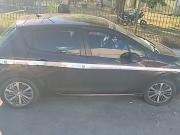 Iban en un auto robado, eludieron un control y los detuvieron tras una persecución en el sur de la Ciudad