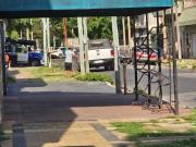 Horror en Caseros: hallan muertos a una mujer y su hijo y creen que la pareja de ella los mató y se suicidó