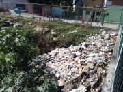 Quebrada de Tacagua convertida en vertedero