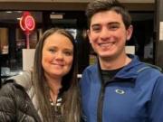 EE.UU.: una mujer que había dado en adopción a su bebé descubrió, dos décadas después, que ambos trabajaban en el mismo lugar