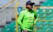 Villegas pone la regla con Martins