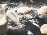 La frase “el horno no está para bollos” tiene un origen bien literal: qué significa y de dónde viene