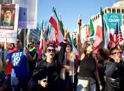 Los iraníes celebran el anuncio de la muerte de Jamenei