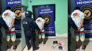 Lo vieron con elementos de dudosa procedencia, huyó y terminó aprehendido